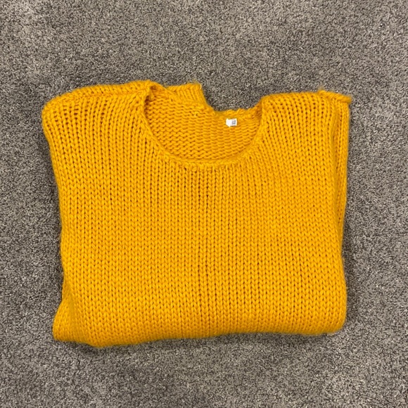 XL Knitted Mustard Knitted Sweater - Picture 2 of 5